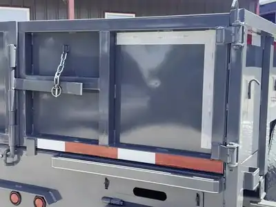 Dump trailer rear gate and latches