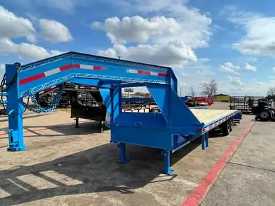 Blue gooseneck deckover
