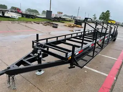Porta-john trailer with mesh floor