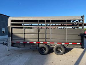 side view livestock trailer
